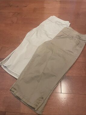 Casual Cropped Capri Pants Duo in Light Khaki and Stone